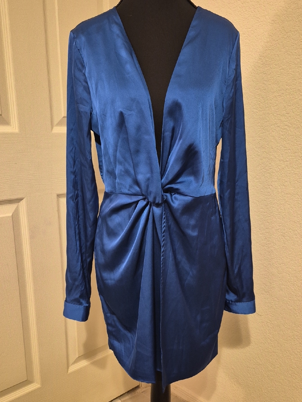 Fashion Nova Royal Blue Satin Twist-Front Long Sleeve Dress